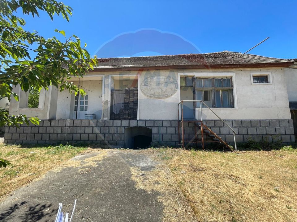 7,122sq.m Industrial Space for sale, Exterior Sud area