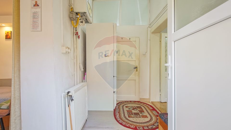 3 room House / Villa for sale, Brasovul Vechi area