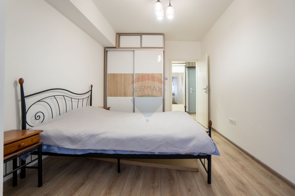 Apartament 3 camere cu 2 locuri de parcare si boxa Coresi