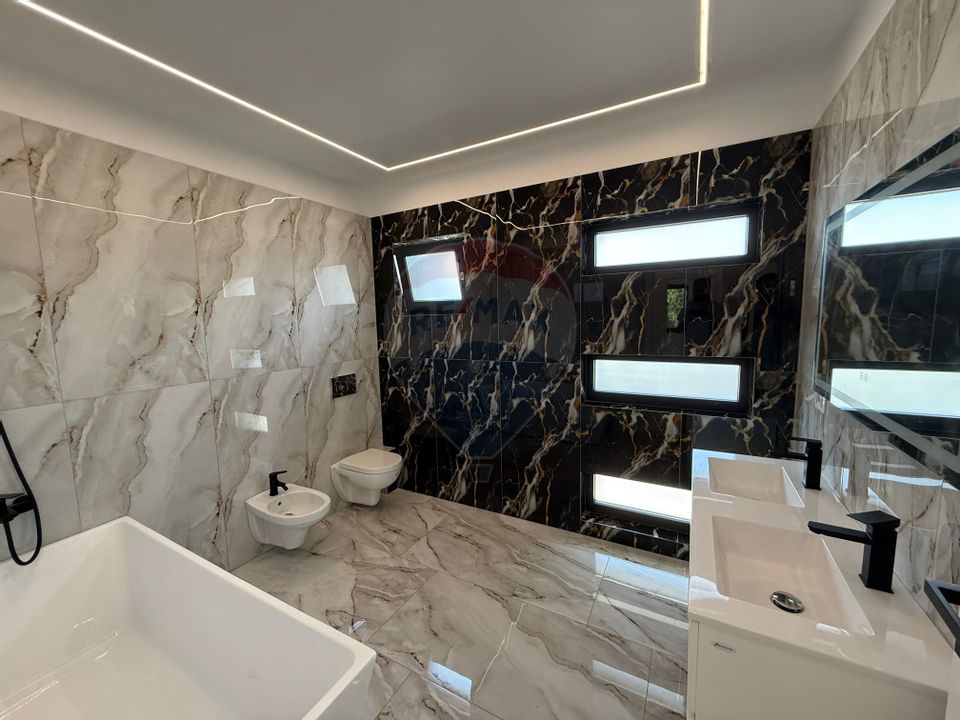 Casa moderna, zona Gara, gata de mutat