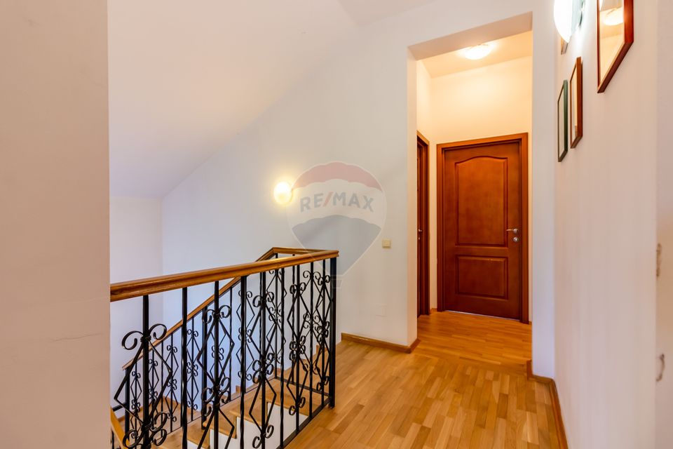 6 room House / Villa for sale, Bucurestii Noi area