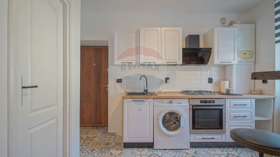 Apartament modern și cochet, la cheie, Str. Lungă