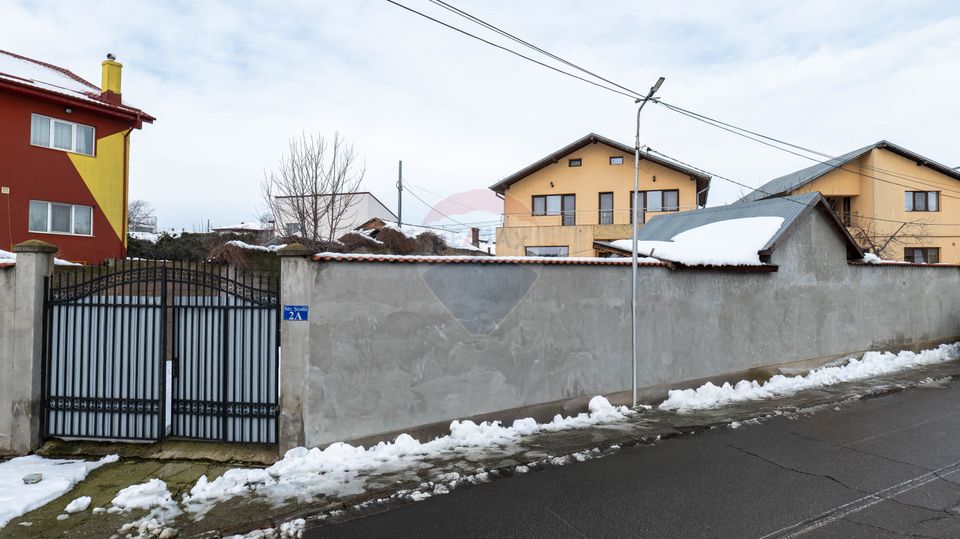 5 room House / Villa for sale