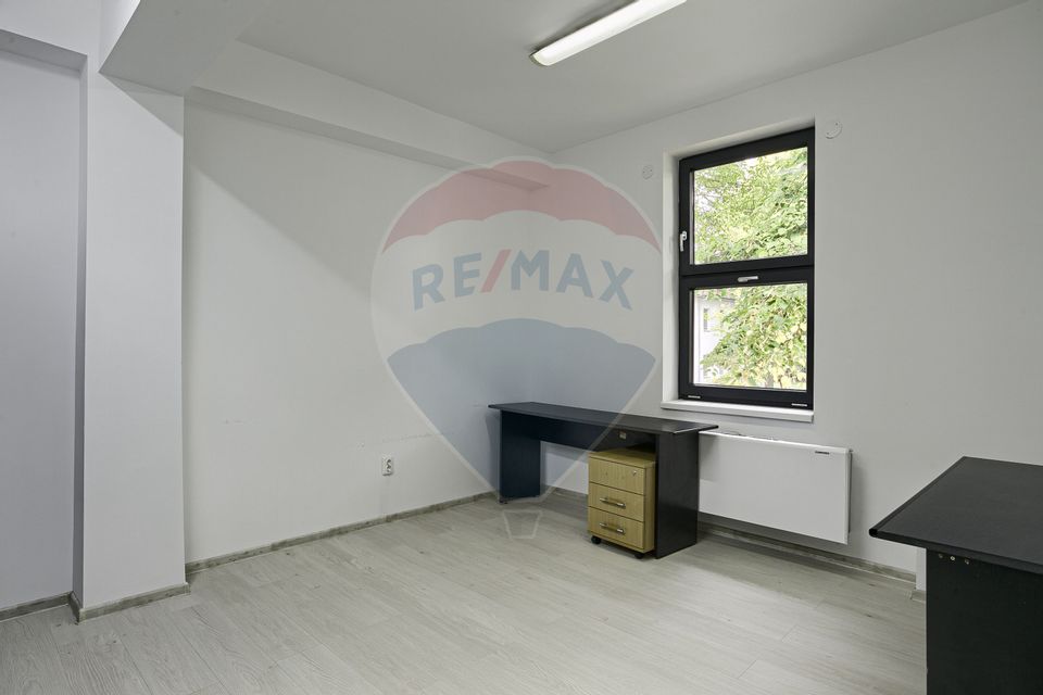 30sq.m Office Space for rent, Gradiste area