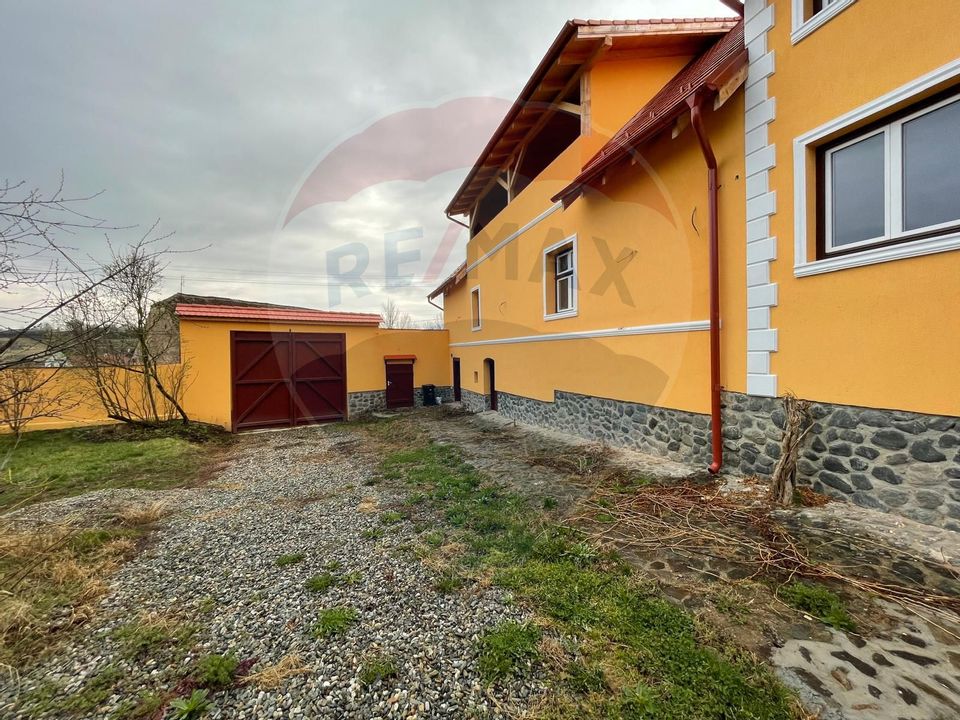 243sq.m Proprietate specială for sale