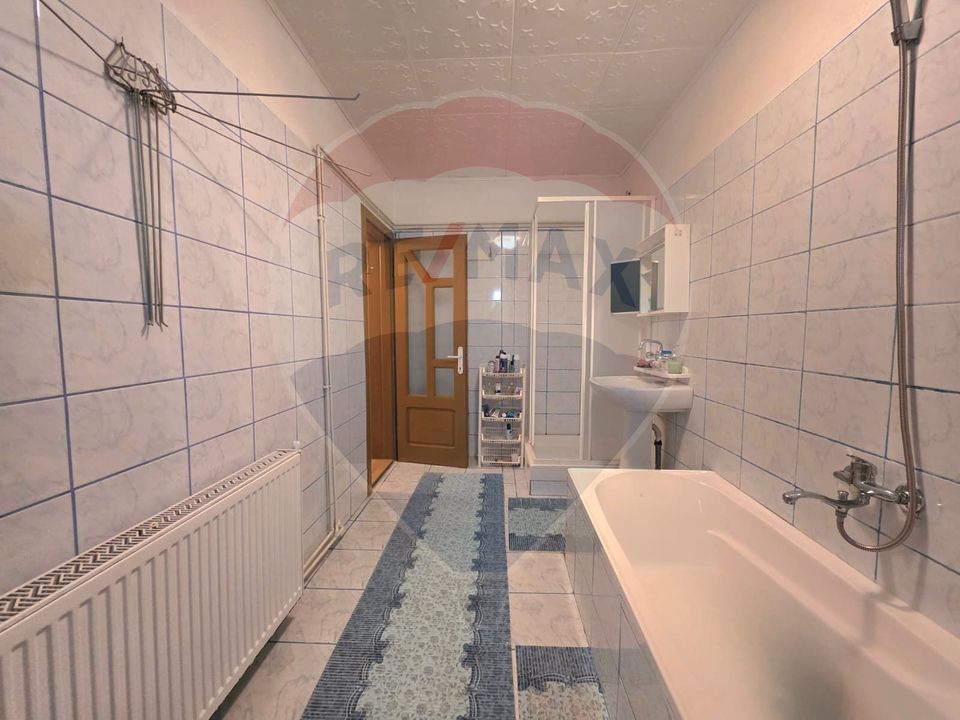 4 room House / Villa for sale, Sud area