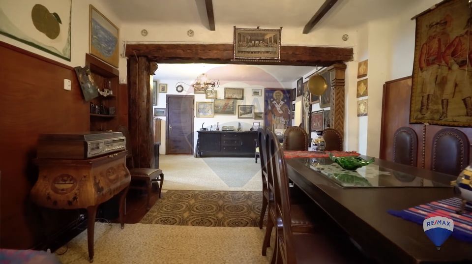 Casă cu poveste în Zamora, Bușteni