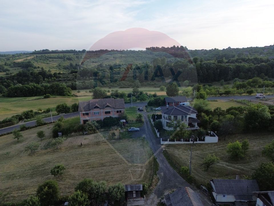 9 room Hotel / Pension for sale