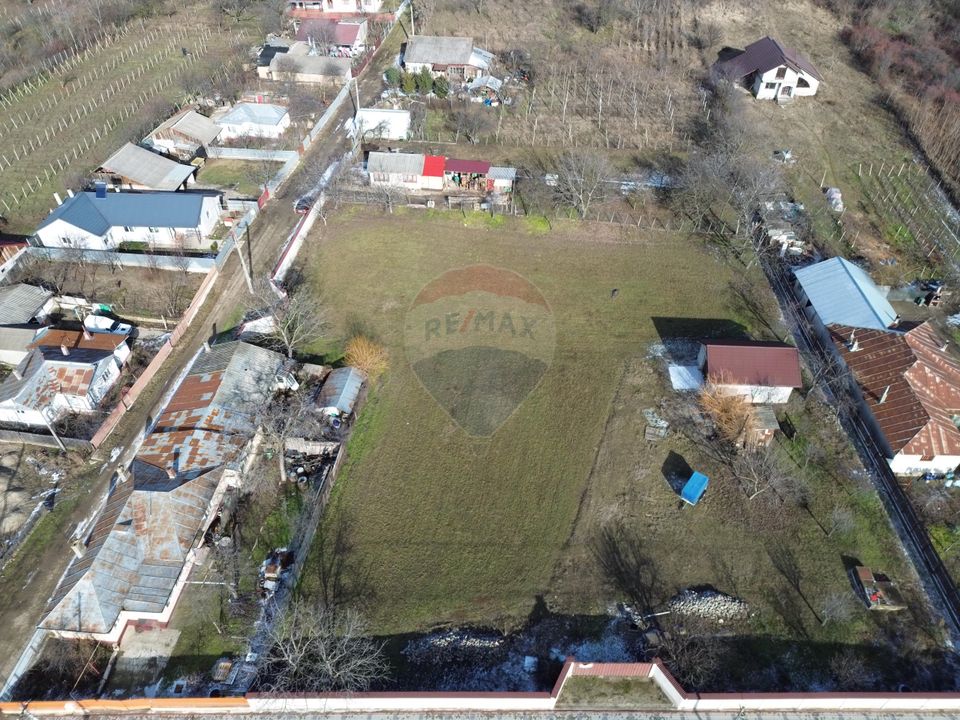 Land 3,700sqm Satu Nou (Panciu) / Strada Grivita