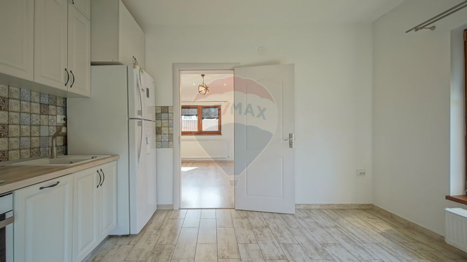 Refugiul tău de lângă Brașov – Casă P+M în cartierul Izvor, Tralungeni