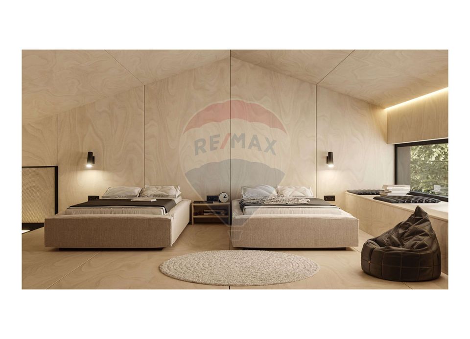 Doua case la munte, cu vedere superba, localizate in Poiana Marului