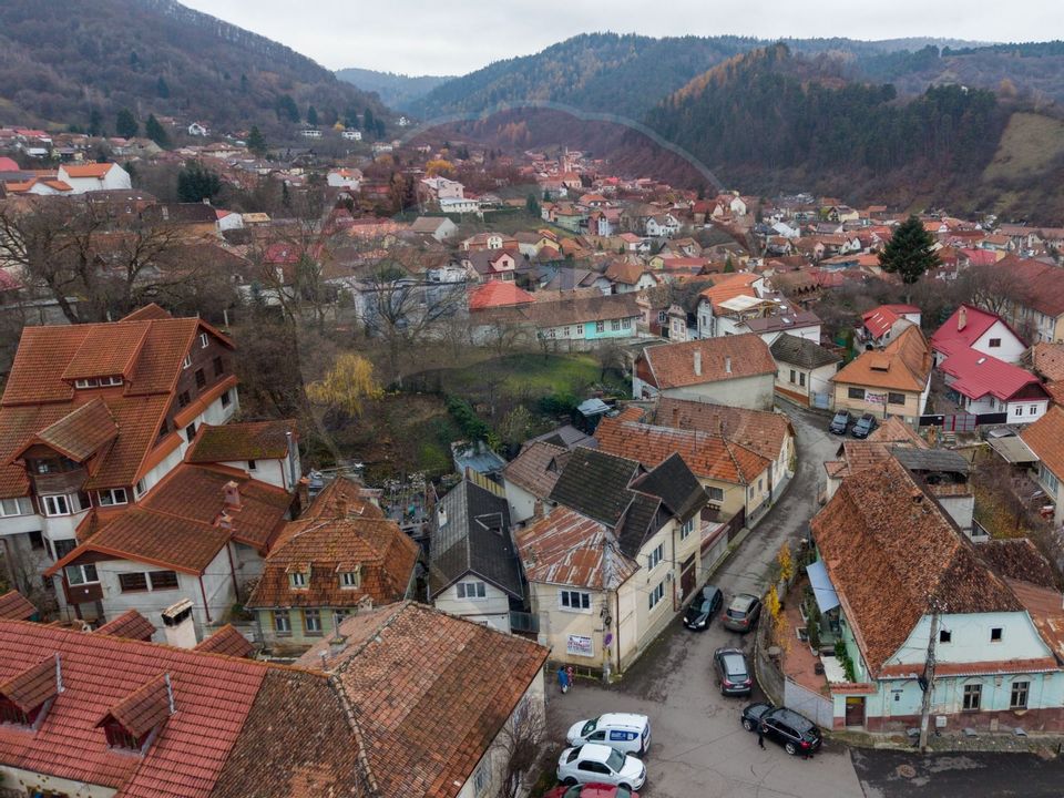 Corp de casă cu 2 studiouri independente, ideal pentru regim hotelier