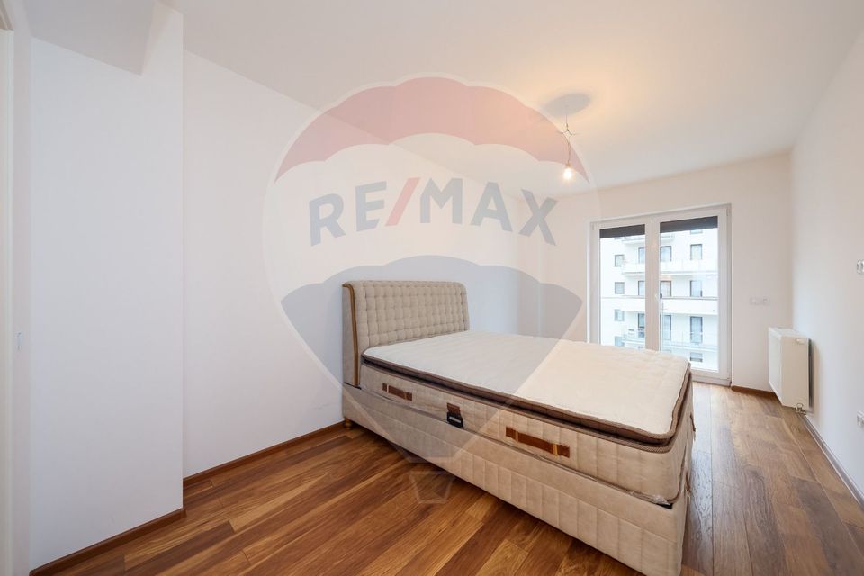 3 room Apartment for sale, Tractorul area