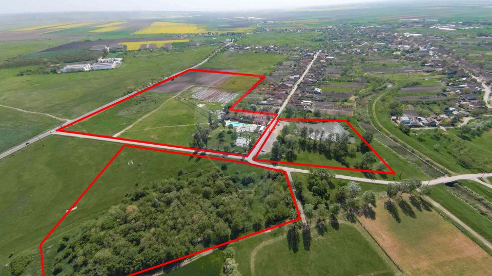 Land 90,800sqm Tamaseu / Strada Furdo Utca