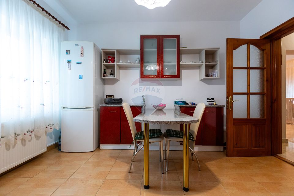 5 room House / Villa for sale