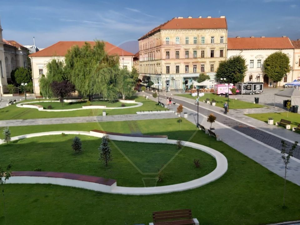 OCAZIE!!! Apartament 3 camere 187 mp Piata Catedralei