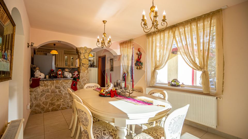 5 room House / Villa for sale