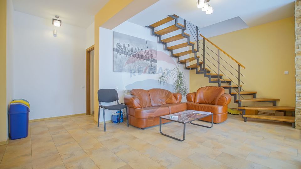 4 room House / Villa for sale