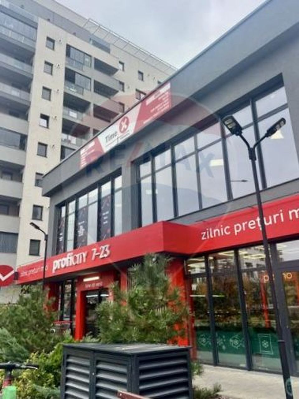 Spatiu comercial de vanzare în zona Bdul Timisoara