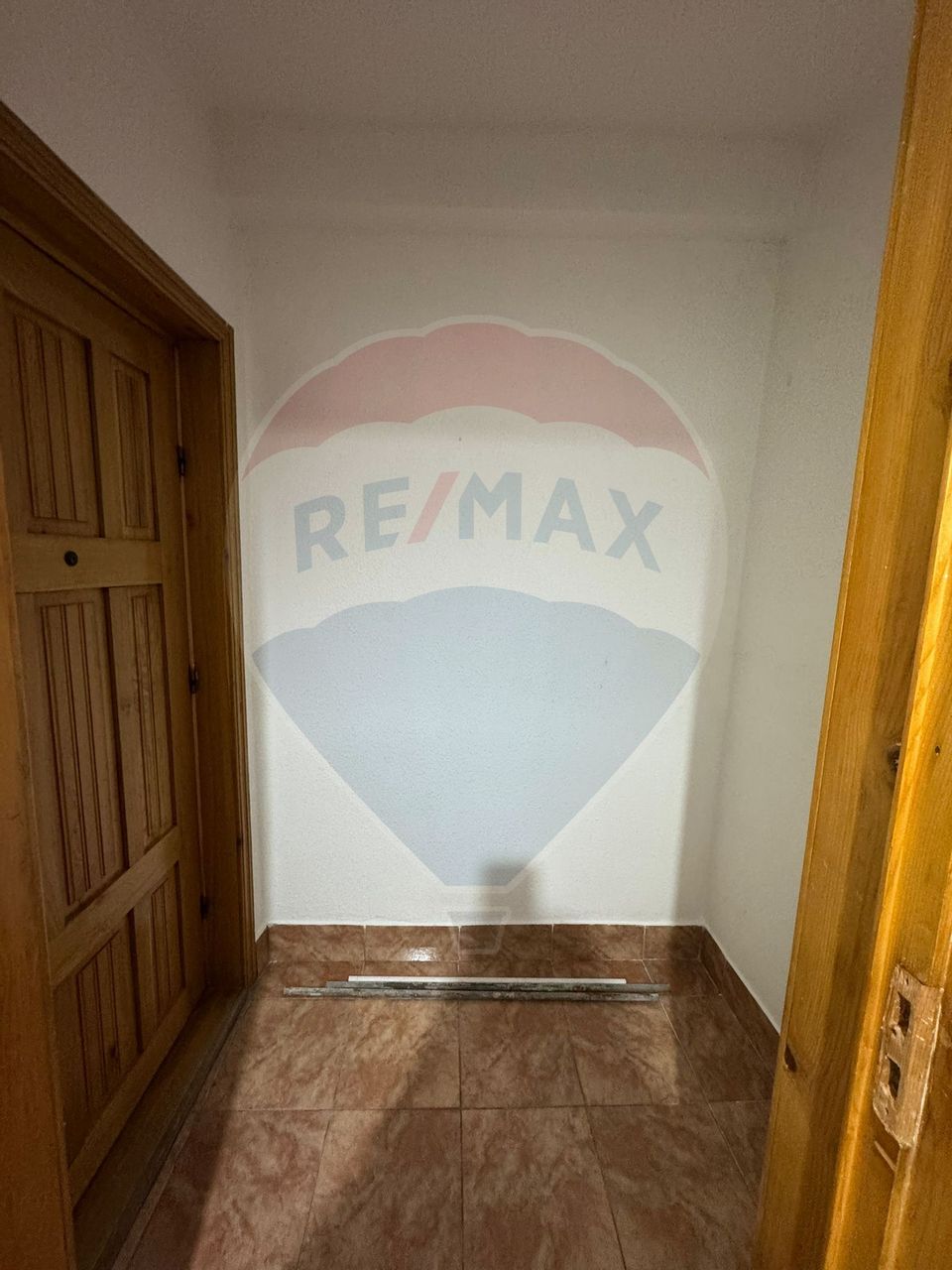 Apartament cu 2 camere  in zona Central