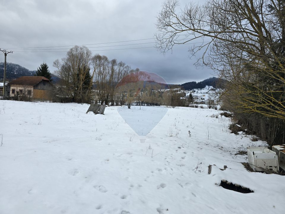 Teren 5,395mp Dorna Candrenilor / Strada Dorna