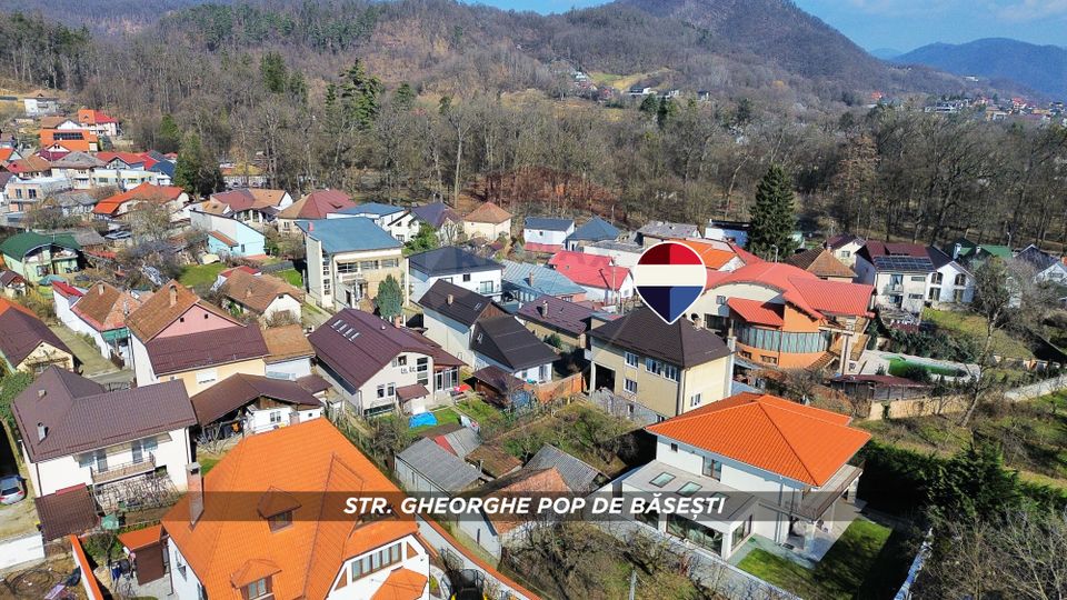 Proprietate rezidentiala de vanzare la 2 pasi de Parcul Regina Maria