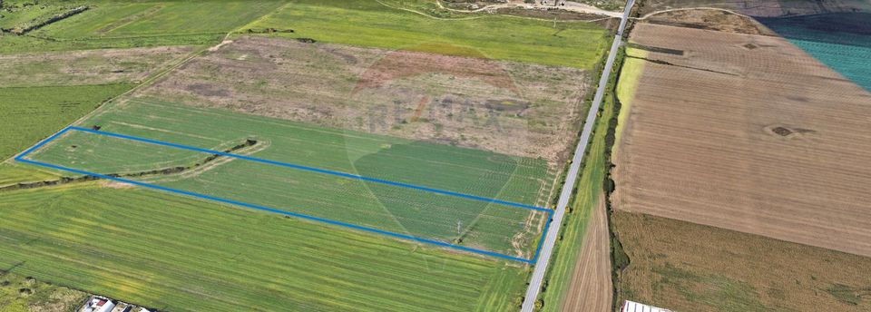 Land 50,513sqm Arad / Strada Exterior