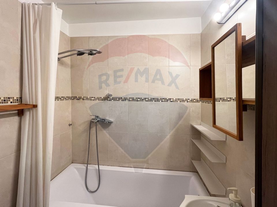 Vanzare apartament spatios,  3 camere - Metrou 1Mai