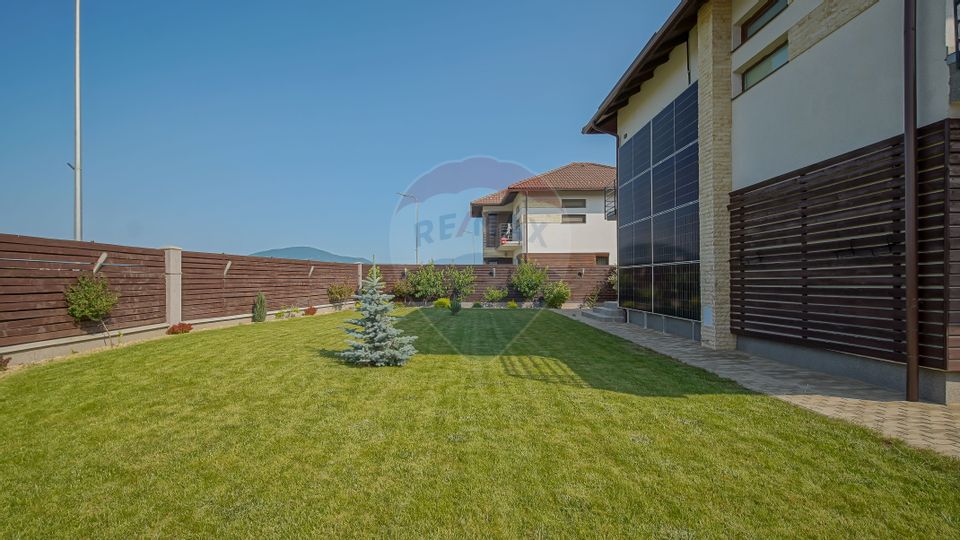 4 room House / Villa for sale, Sud area