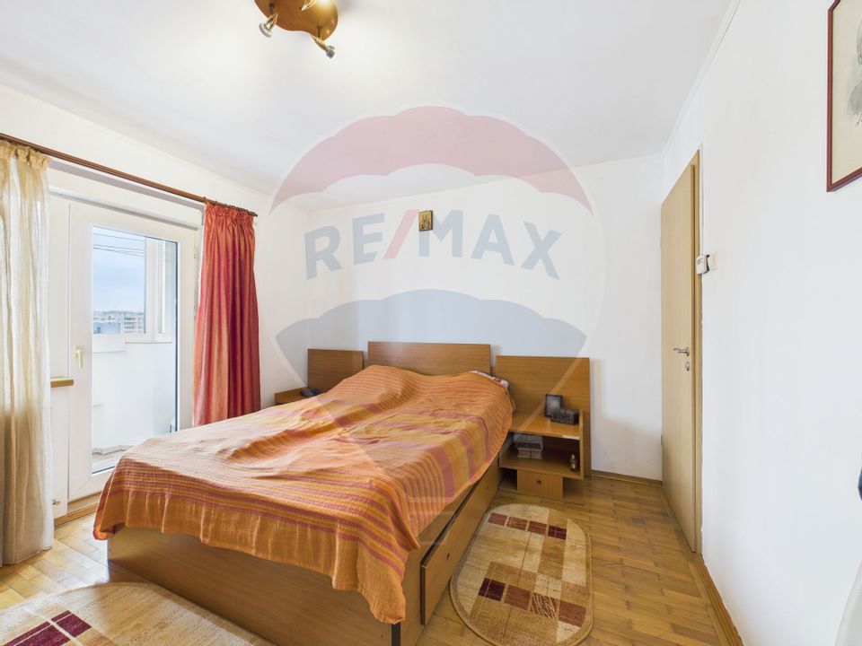 De vanzare Apartament 3 camere zona Octavian Goga-Nerva Traian