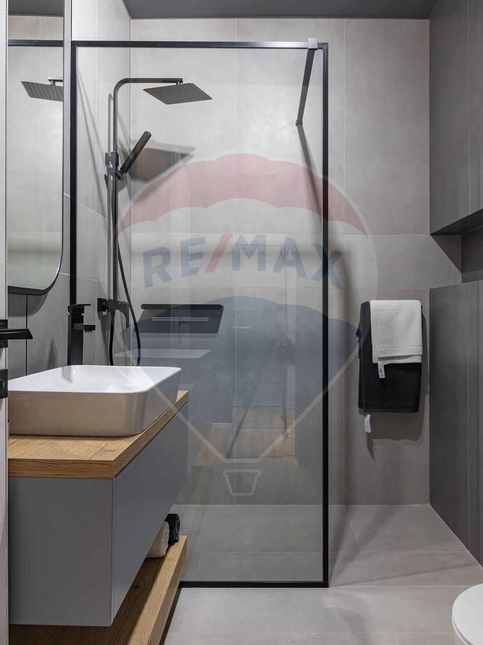 Apartament de Lux în Centrul Orașului de Inchiriat