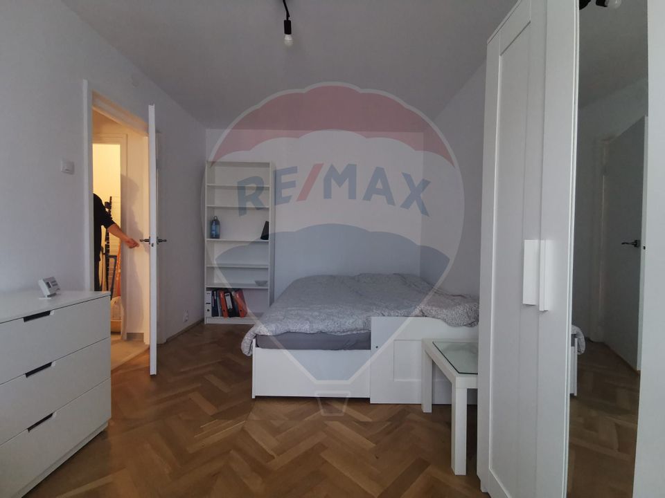 Apartament cu 2 camere de închiriat în  Grigorescu la 350 euro