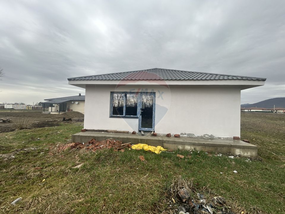 4 room House / Villa for sale