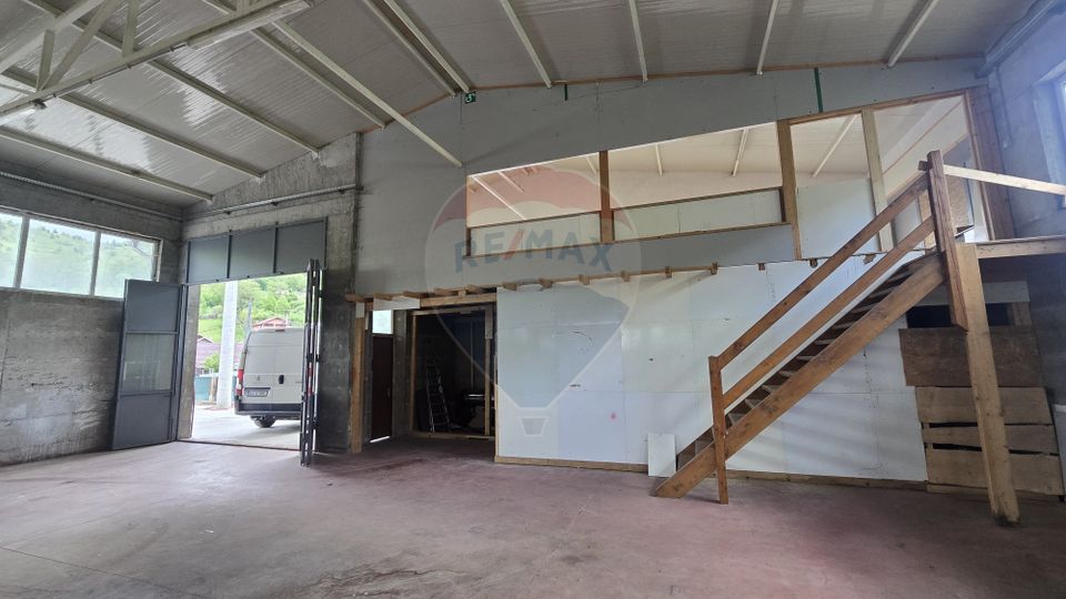 Hala de productie 540mp de închiriat în Borsa pe DN 18 spre Complex