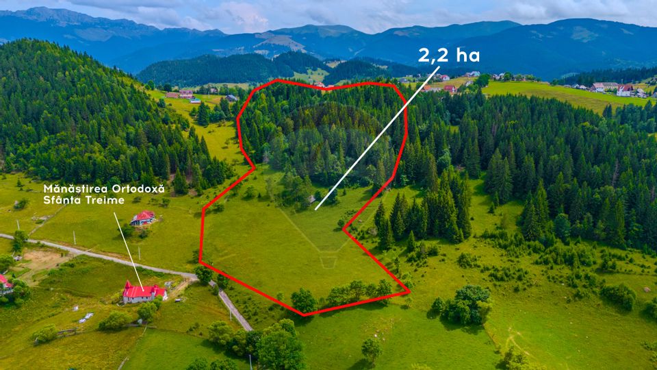 Land 22,000sqm Fundata / Strada Principala