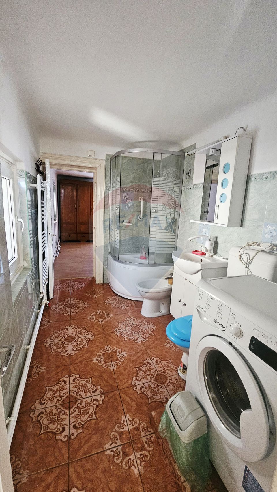 Apartament cu 3 camere de vânzare în zona Central