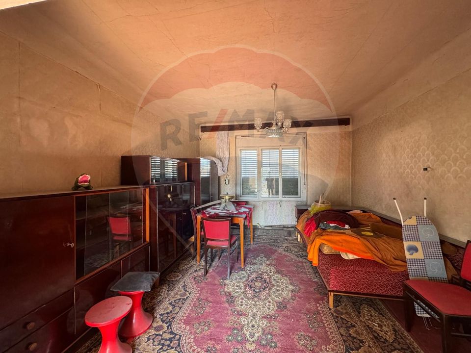 2 room House / Villa for sale, Parneava area