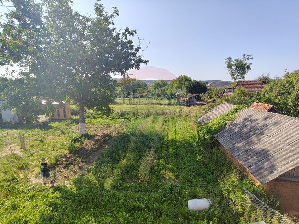 DE VÂNZARE – Casă cu etaj, Tămaia, Maramureș – aproape de Someș