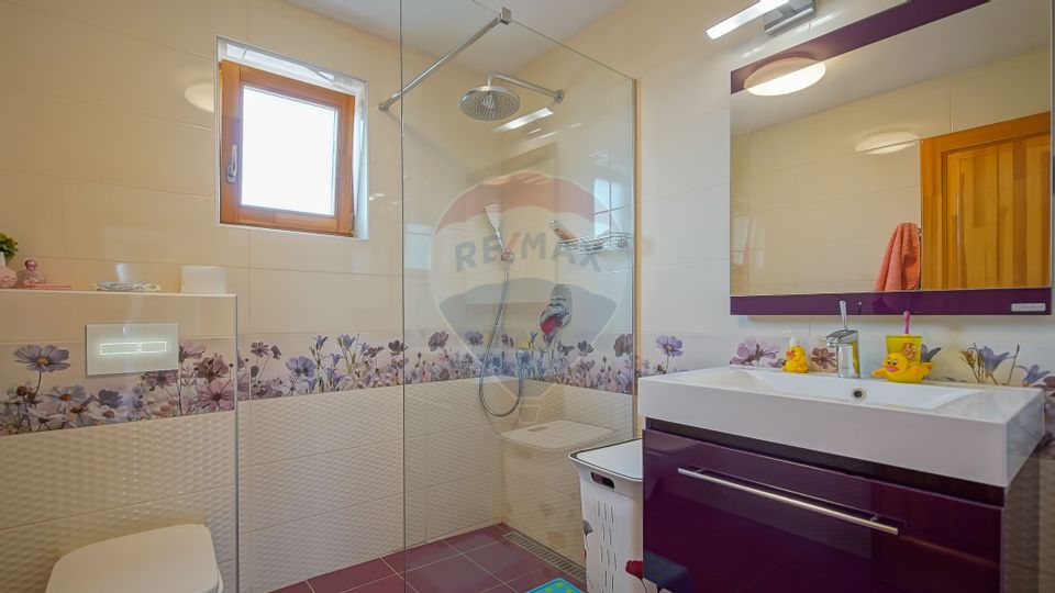 5 room House / Villa for sale