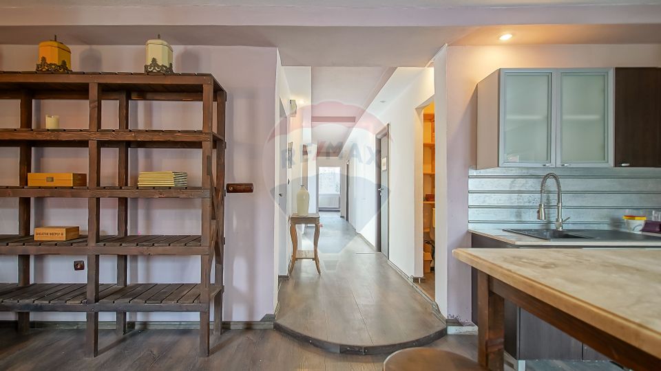 Apartment with Tâmpa View, Historic House – Unirii Square, Brașov