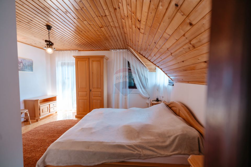 Vilă cu 6 camere, teren de 1000mp, într-un resort montan privat