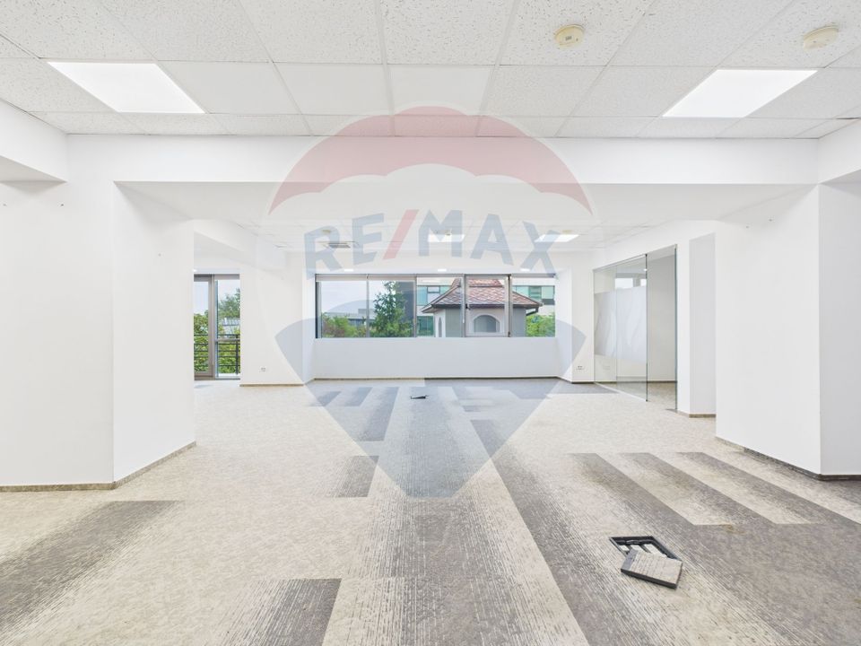 100sq.m Office Space for rent, Baneasa area