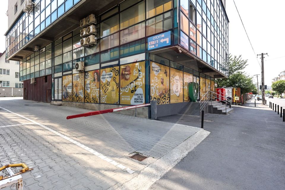 Spațiu comercial de 519mp de vânzare în zona Vlahuta