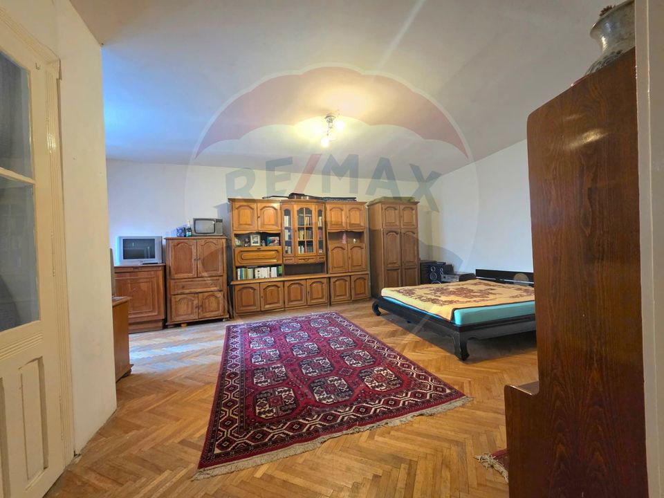 2 room House / Villa for sale, Central area