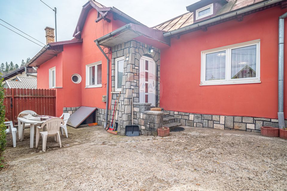 3 room House / Villa for sale, Telecabinei area