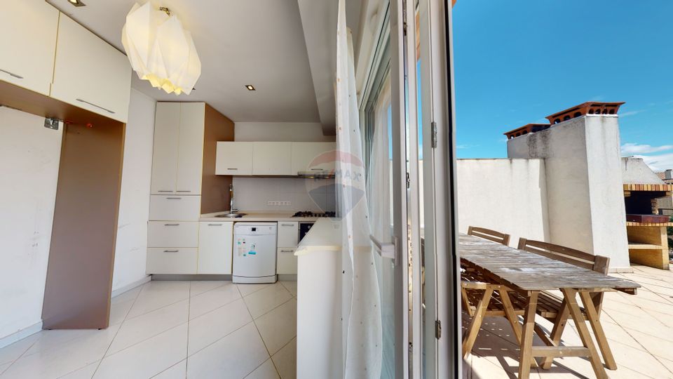 Apartment 3 rooms and terrace 40 m.p. Ibiza Sol Residence, Pipera