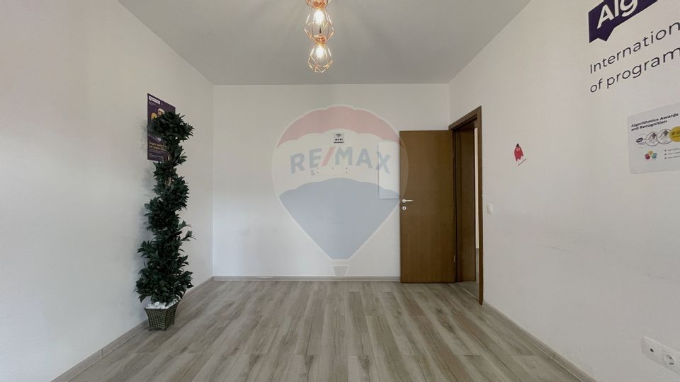 Apartament 2 camere de închiriat la parter, zona Tractorul