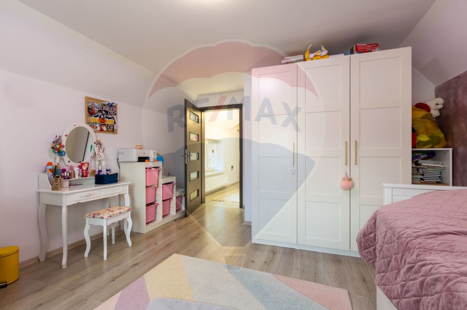 Casă construita in 2016, mobilata si utilată, zona liniștită