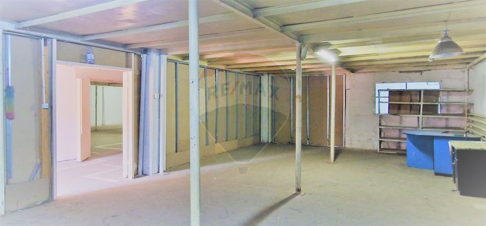 300sq.m Industrial Space for rent, Bartolomeu area