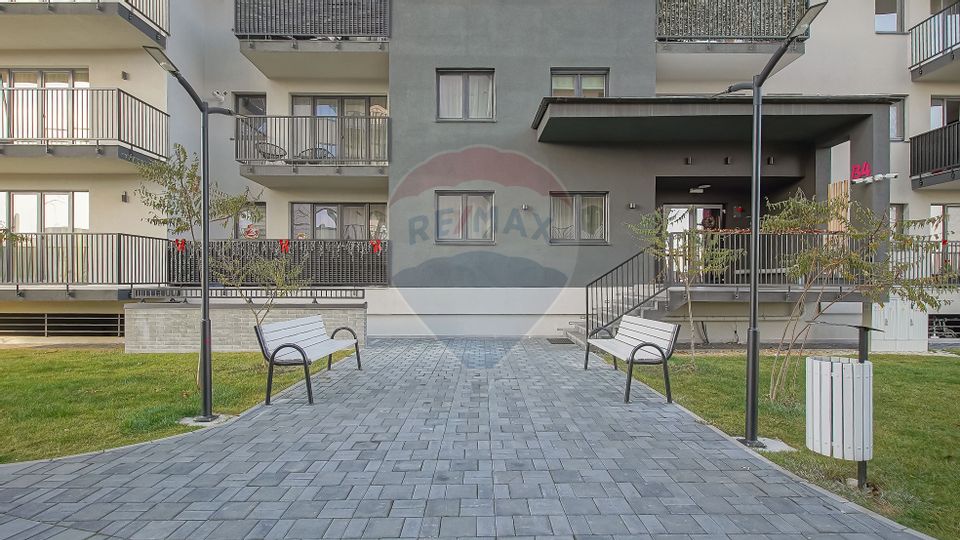 2 room Apartment for rent, Tractorul area